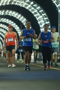 BIB: 42615, 40683, 45829, 43975
                            <button type="button" onclick="openModal(21213118)" class="btn btn-primary btn-sm float-right btn-popup" data-toggle="modal" data-target=".modal-high-quality">
                        <i class="fas fa-shopping-cart"></i> Add to Cart
                    </button>
                                            <button type="button" onclick="isThisMe(21213118, true)" class="btn btn-success btn-sm float-right btn-popup btn-isme hidden" data-toggle="tooltip" data-placement="bottom" title="นี่คือรูปของคุณใช่ไหม คลิกที่นี่เพื่อเอาเข้าอัลบั้ม">
                        <i class="fas fa-plus"></i> Add to album
                    </button>
                    <button type="button" onclick="isThisMe(21213118, false)" class="btn btn-warning btn-sm float-right btn-popup btn-isnotme hidden">
                        <i class="fas fa-ban"></i> Remove from album
                    </button>